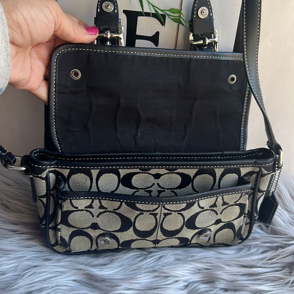 coach vintage signature C crossbody bag GUC - Picture 4 of 13